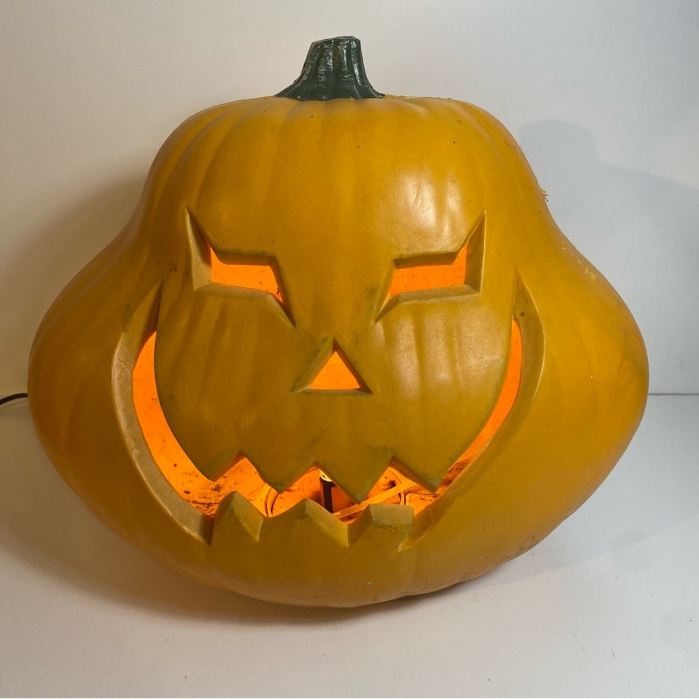 Vintage Large Halloween Jack O Lantern Foam Blow Mold Lite Pumpkin